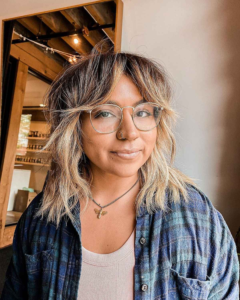 curtain bangs with glasses